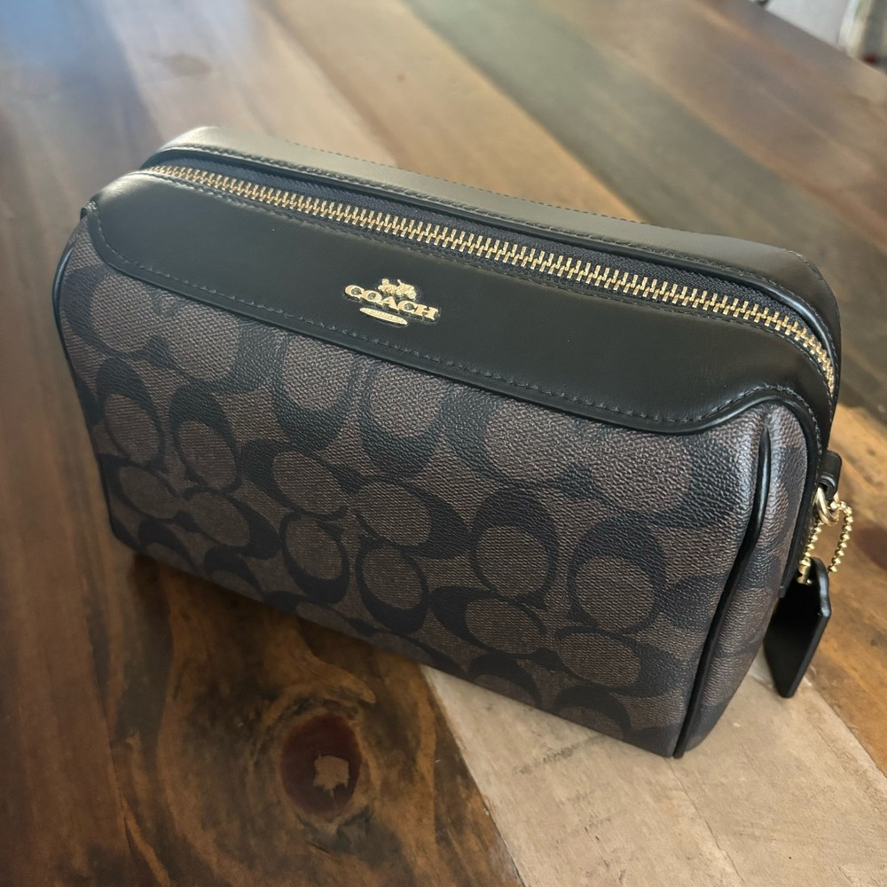 Coach Bennett crossbody in signature canvas